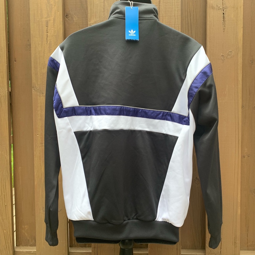 ***SOLD***Adidas Retro Inspired Zip Track Jacket. - Picture 5 of 8